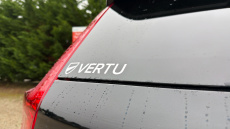 Volvo XC40 2.0 B4P Ultra Dark 5dr Auto Petrol Estate